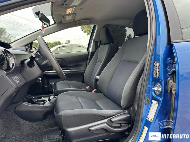 toyota Prius C 2016
