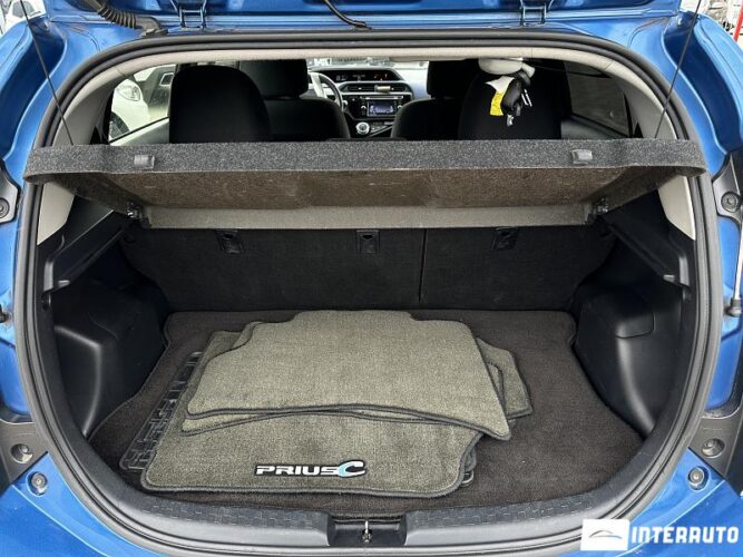 toyota Prius C 2016