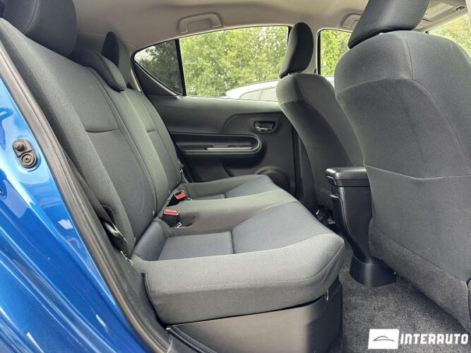 toyota Prius C 2016