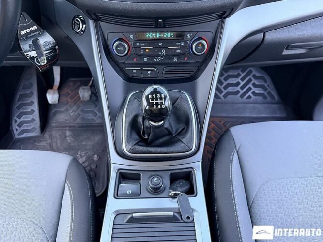 ford Kuga 2016