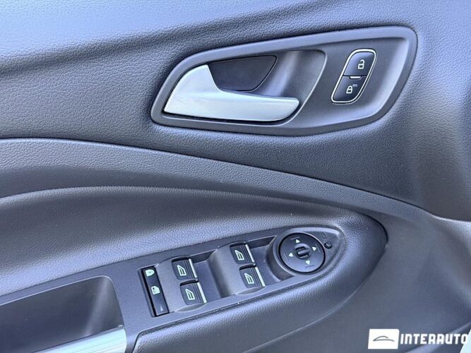 ford Kuga 2016