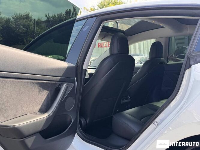 Tesla Model 3 40 tesla Model 3 2021