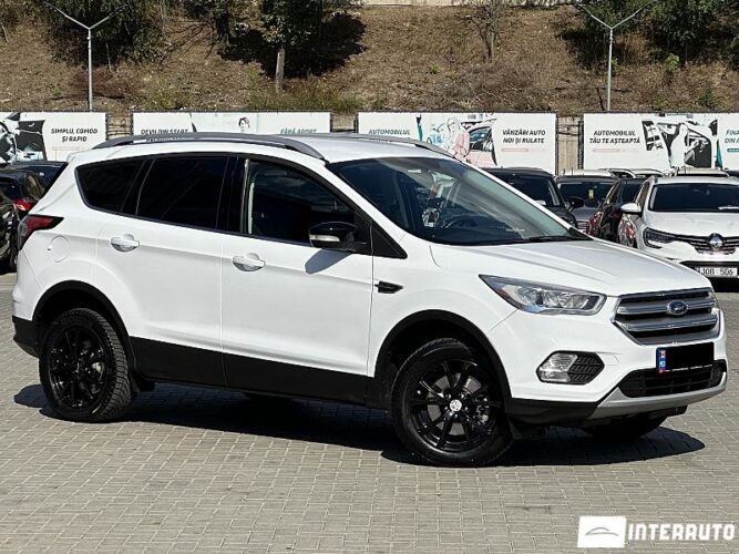 Ford Kuga 2019 doar la InterAuto