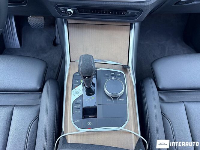 BMW 330 44 bmw 330 2019