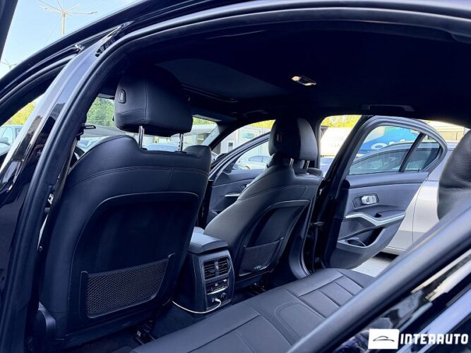 BMW 330 36 bmw 330 2019