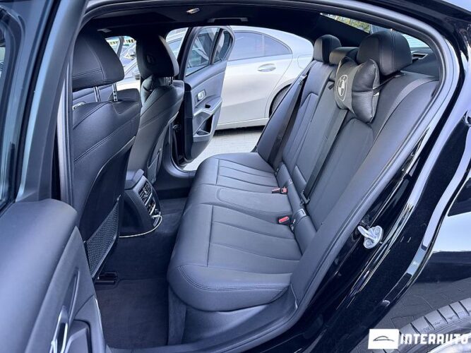BMW 330 37 bmw 330 2019