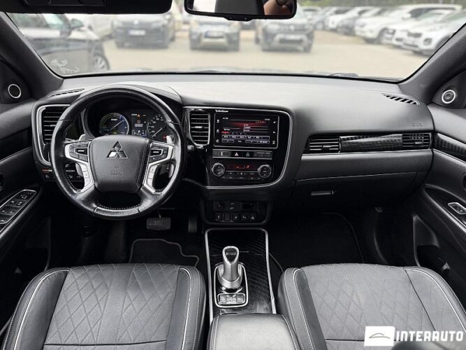 mitsubishi Outlander 2018