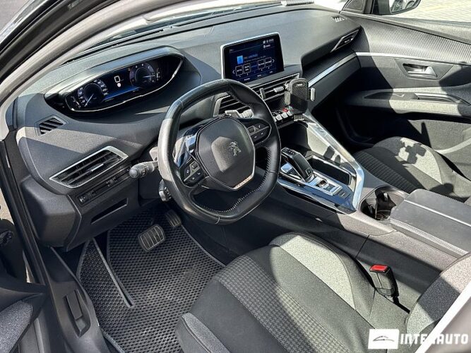 Peugeot 3008 32 peugeot 3008 2020