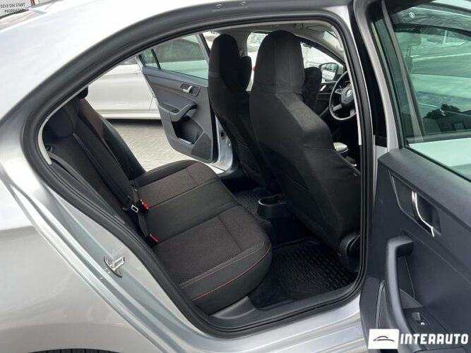 Skoda Rapid 36 skoda Rapid 2013