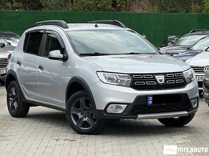 Dacia Sandero Stepway 2017 doar la InterAuto