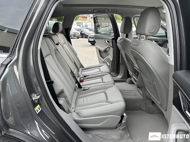 Audi Q7 50 audi Q7 2020