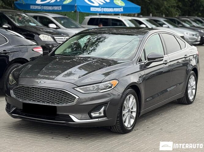 Ford Fusion 2019 doar la InterAuto