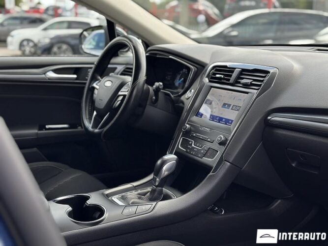 ford Mondeo 2021