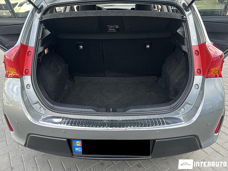 toyota Auris 2014