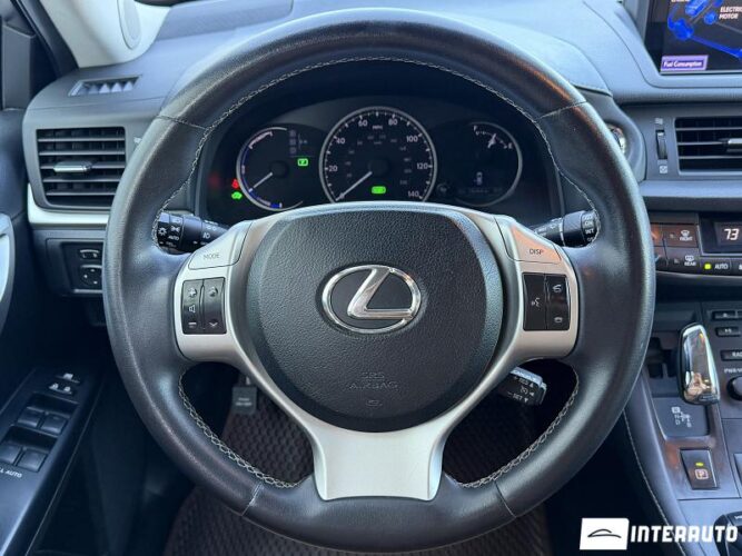 lexus CT 200h 2013