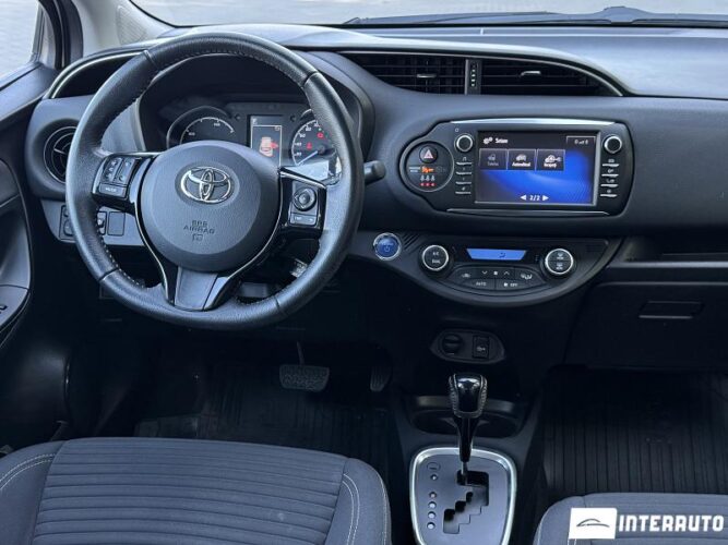 Toyota Yaris 41 toyota Yaris 2018