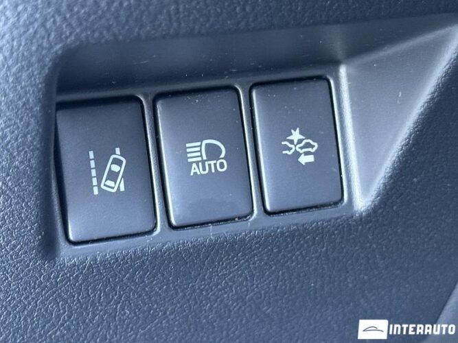 Toyota Yaris 46 toyota Yaris 2018