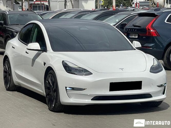 tesla Model 3 2022