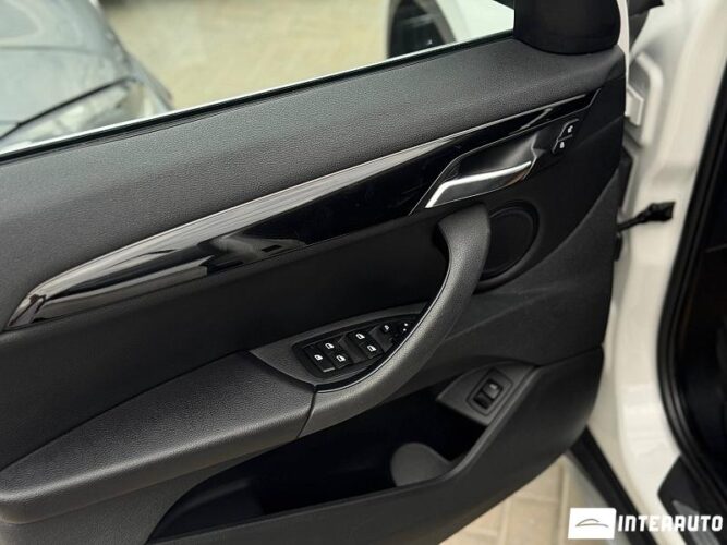 bmw X1 2.8i 2018