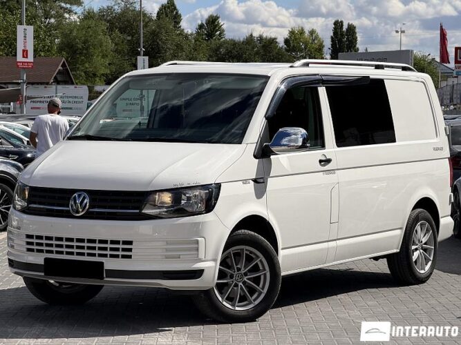 Volkswagen Transporter 2015 doar la InterAuto