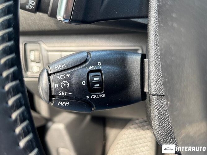 Peugeot 308 39 peugeot 308 2019