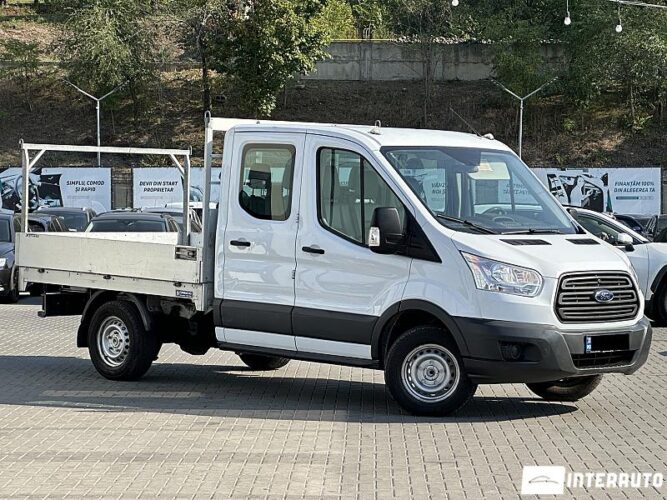 Ford Transit 2015 doar la InterAuto