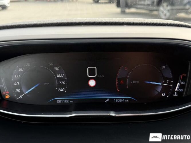 peugeot 5008 2018
