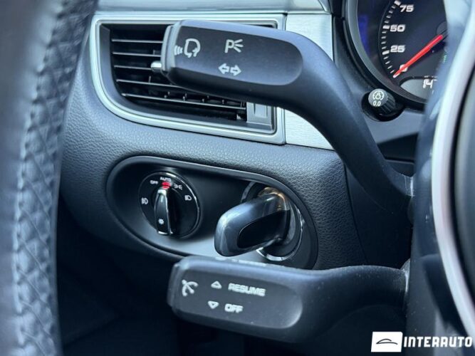 Porsche Macan 45 porsche Macan 2018