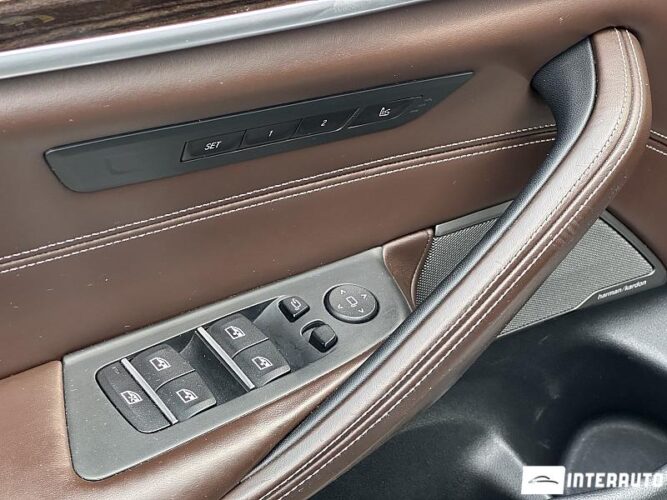 BMW 530e 56 bmw 530e 2017