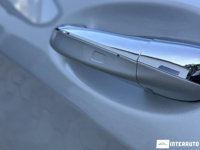 Mercedes S 550e 38 mercedes S 550e 2017