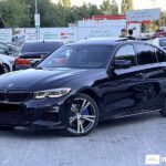 BMW 330 2019