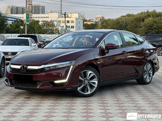 Honda Clarity 2021 doar la InterAuto