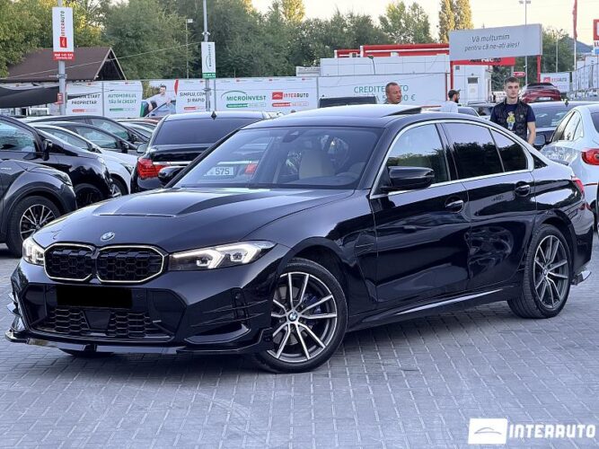 BMW 330 2020 doar la InterAuto