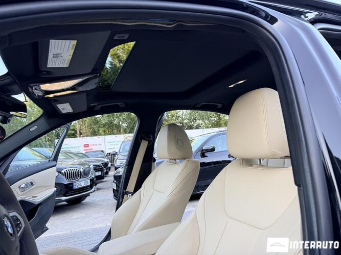 BMW 330 38 bmw 330 2020