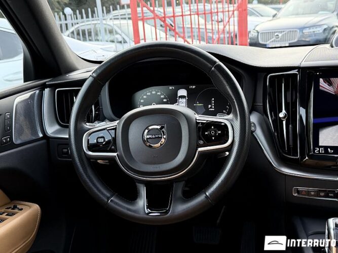volvo XC 60 2018