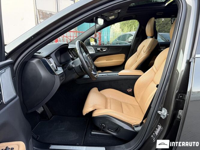 volvo XC 60 2018