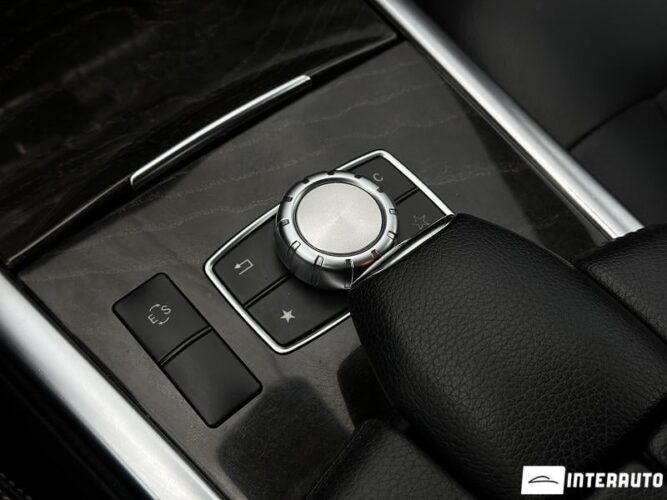 Mercedes E 200 48 mercedes E 200 2013