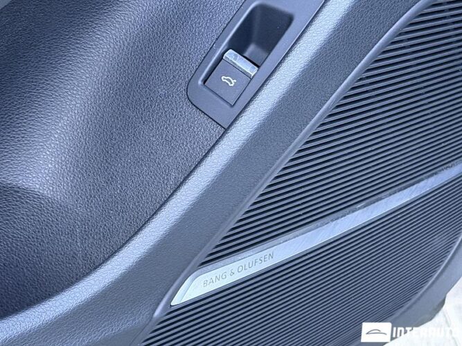 audi Q8 2018