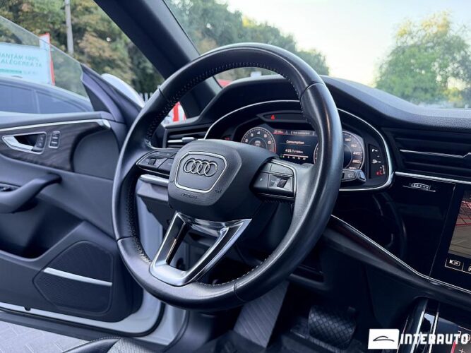 audi Q8 2018