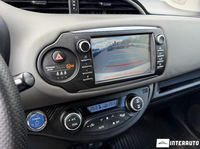 Toyota Yaris 35 toyota Yaris 2017