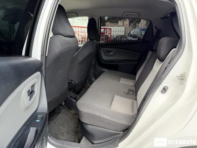 Toyota Yaris 30 toyota Yaris 2017
