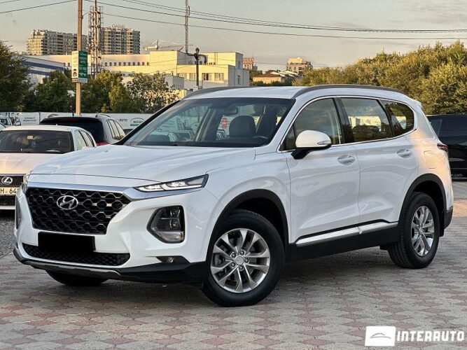 Hyundai Santa Fe 2018 doar la InterAuto