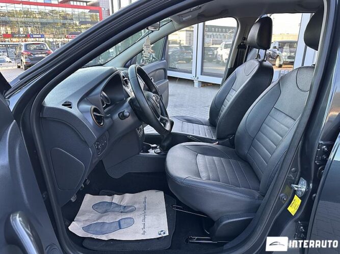 Dacia Sandero Stepway 35 dacia Sandero Stepway 2017