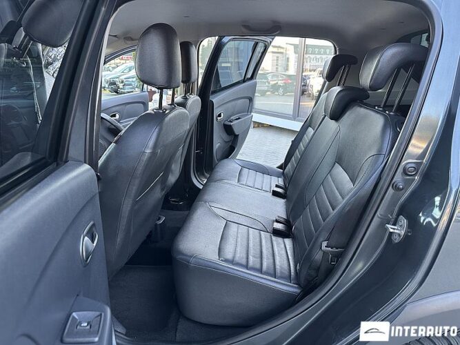 Dacia Sandero Stepway 42 dacia Sandero Stepway 2017