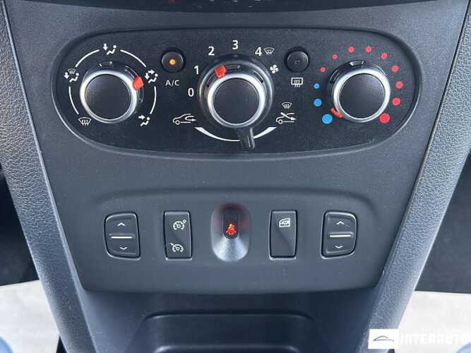 Dacia Sandero Stepway 40 dacia Sandero Stepway 2017