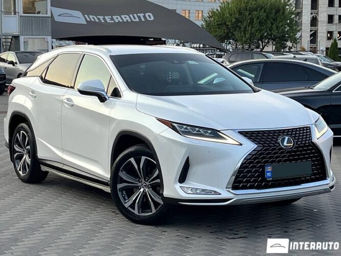 Lexus RX 300 2021 doar la InterAuto