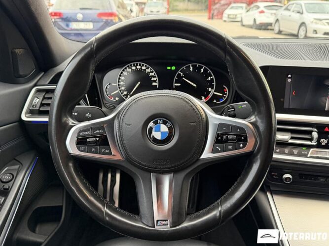 bmw 320 2019
