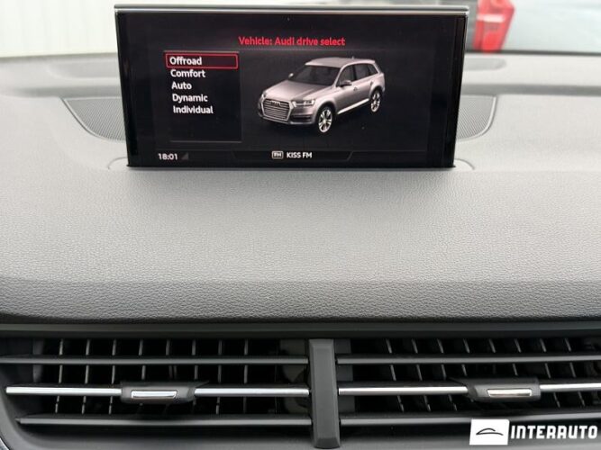 Audi Q7 48 audi Q7 2017