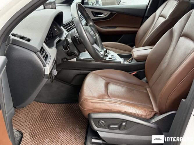 Audi Q7 41 audi Q7 2017