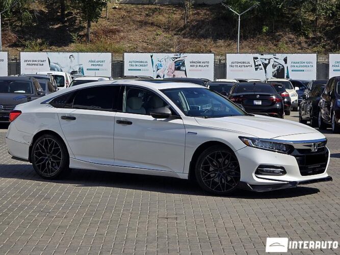 Honda Accord 2018 doar la InterAuto